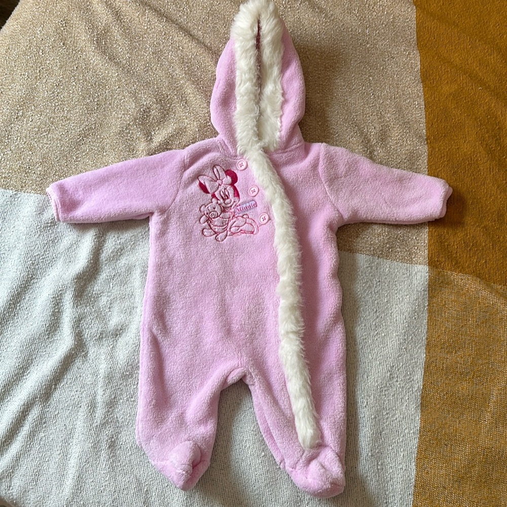 <3 Disney Baby Footies